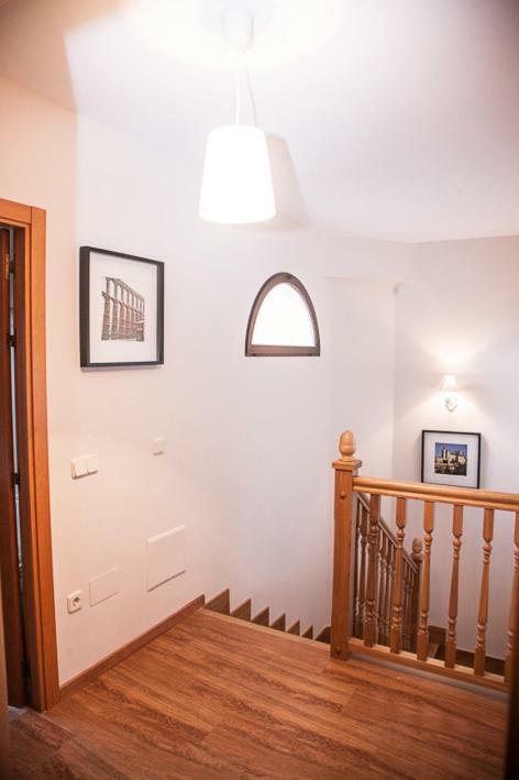 Apartamento El Palomar Ayllón エクステリア 写真